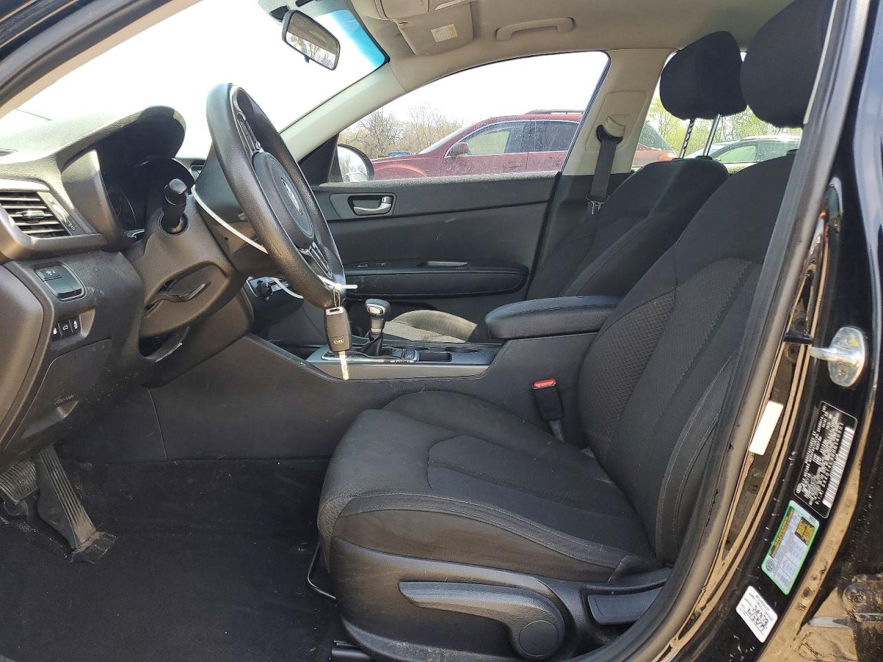 KIA OPTIMA 2017 — 8