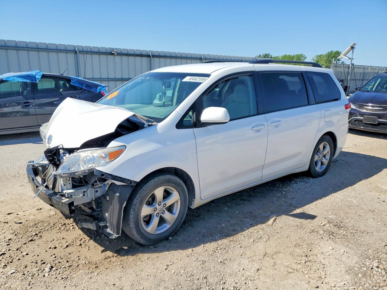 TOYOTA SIENNA 2014 — 2
