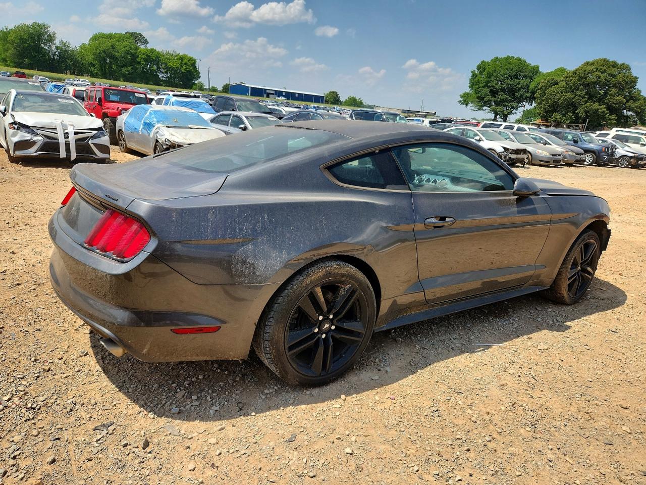 FORD MUSTANG 2015 — 4