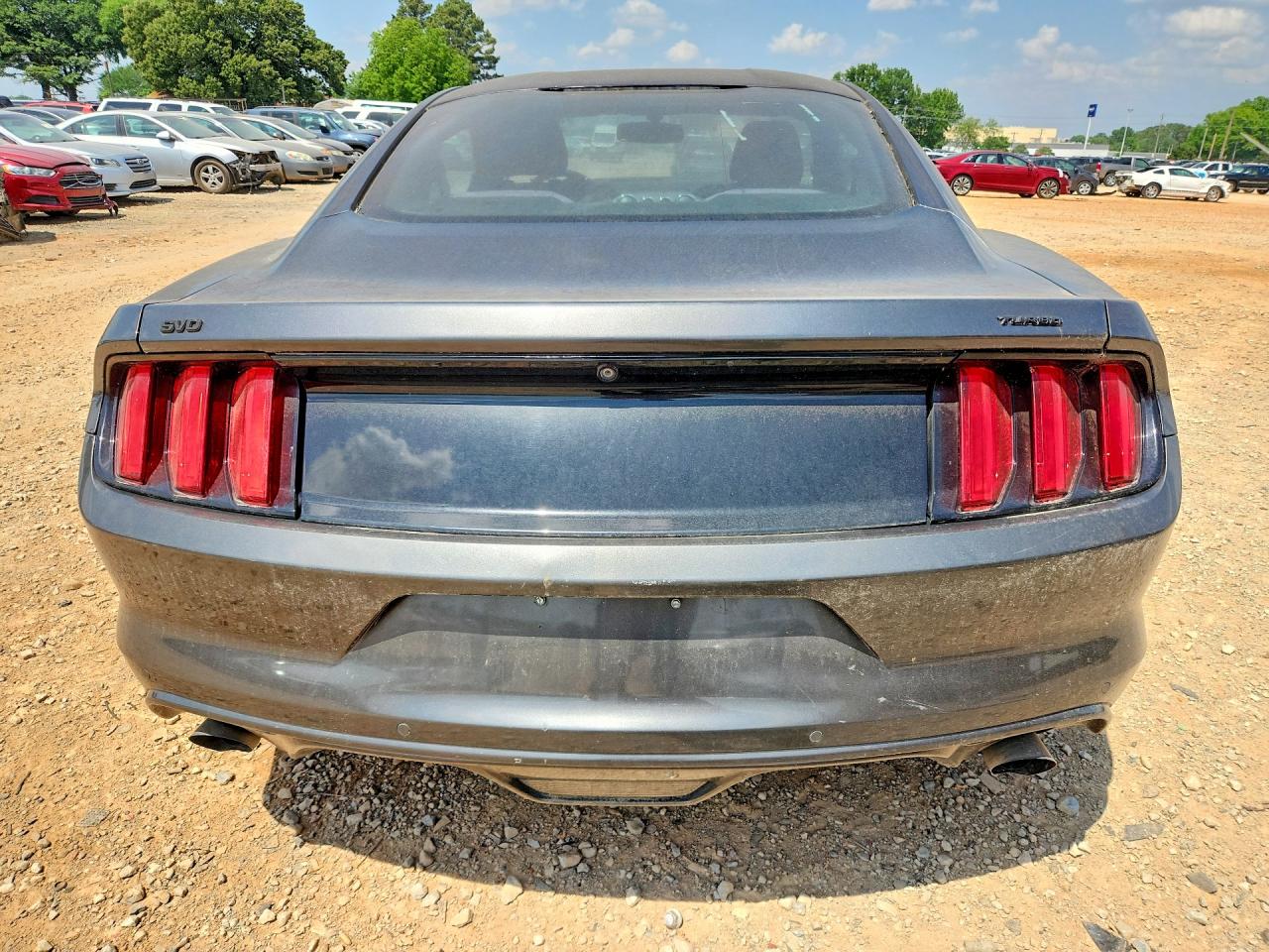 FORD MUSTANG 2015 — 7