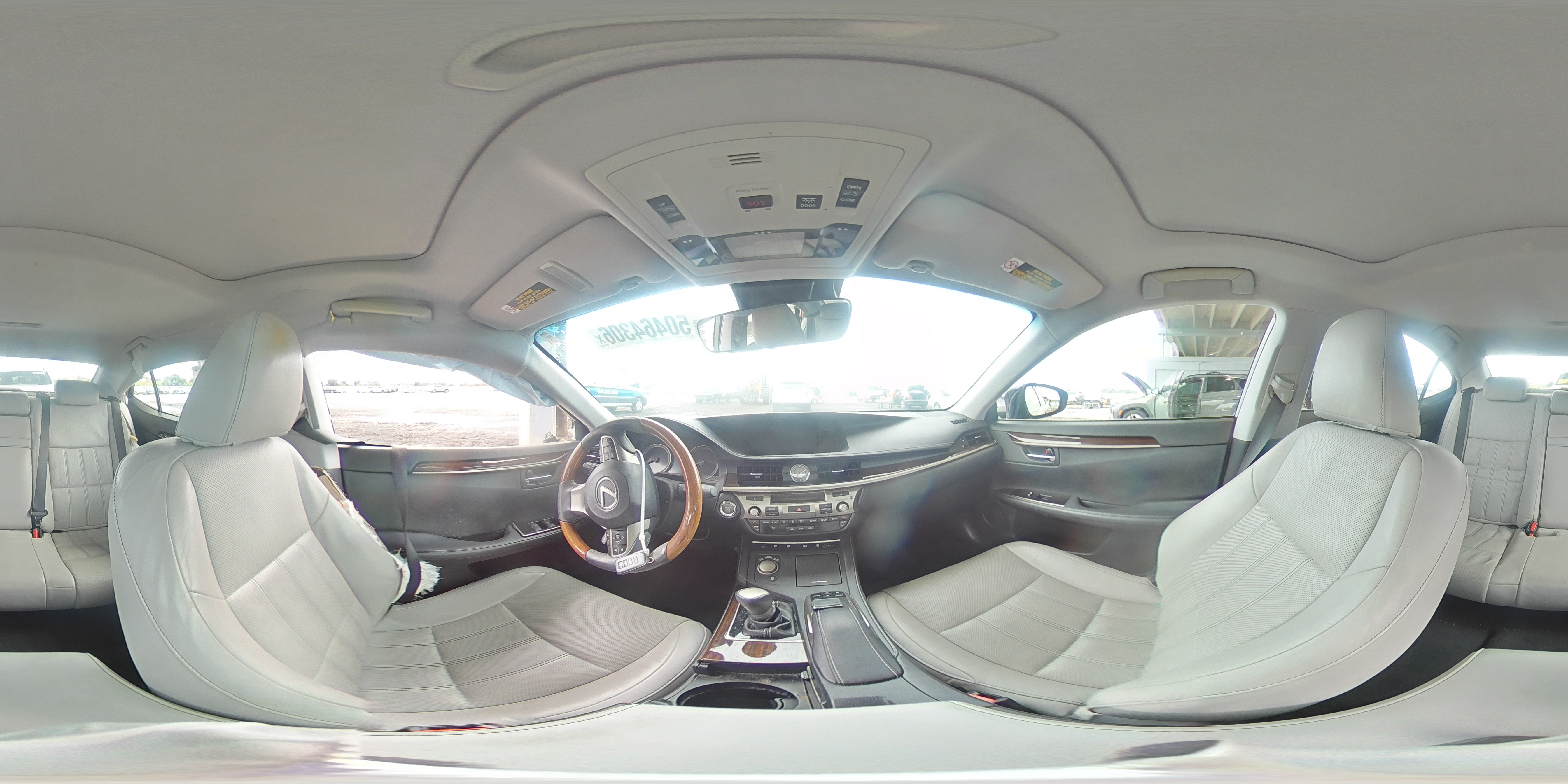LEXUS ES 2017 — 14