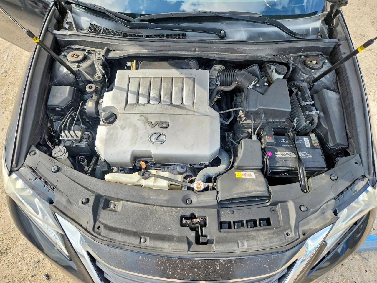 LEXUS ES 2017 — 12