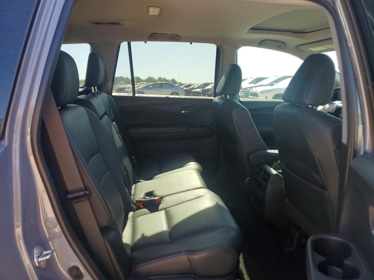 HONDA PILOT 2022 — 12