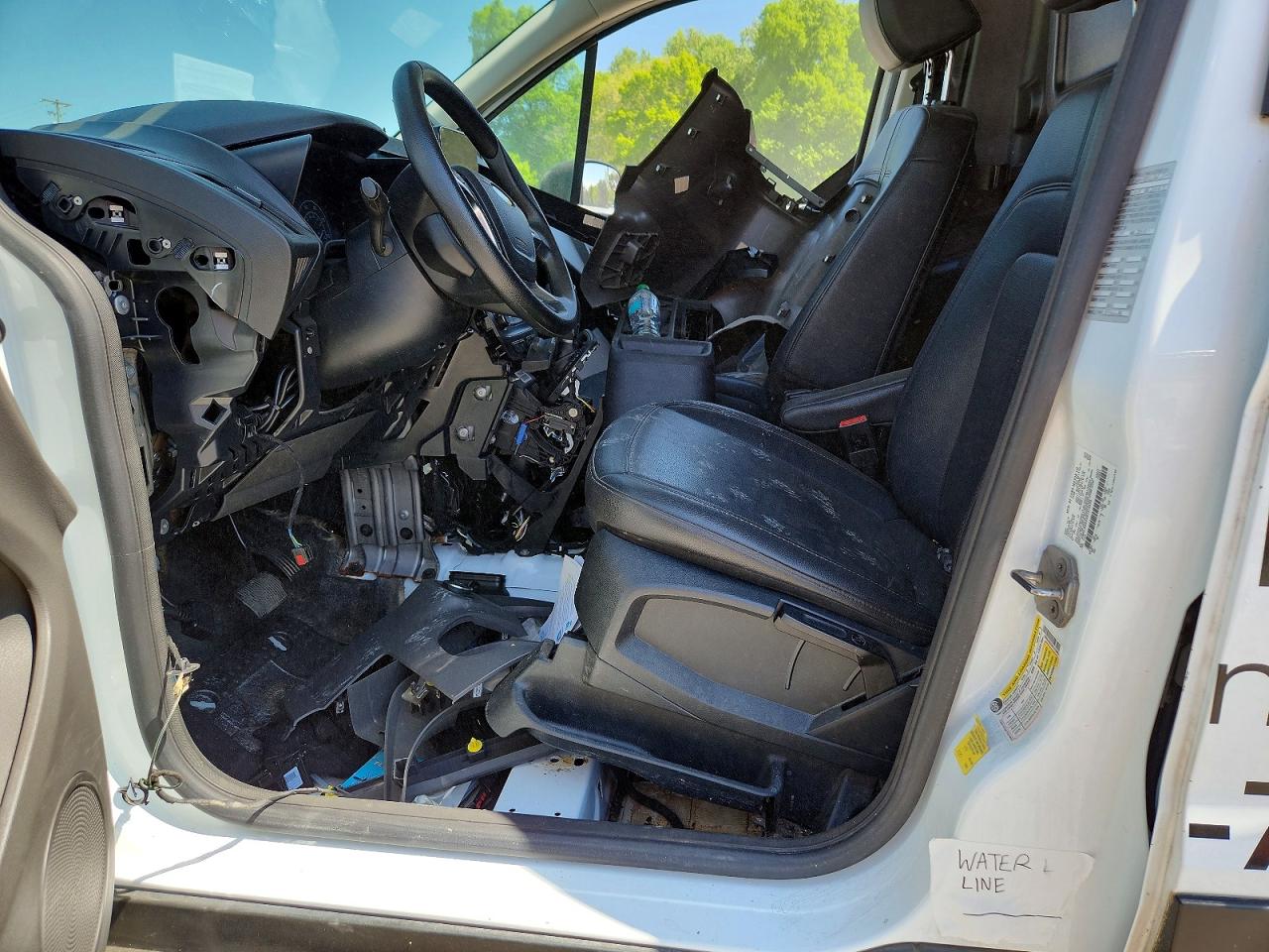 FORD TRANSIT CONNECT 2022 — 8