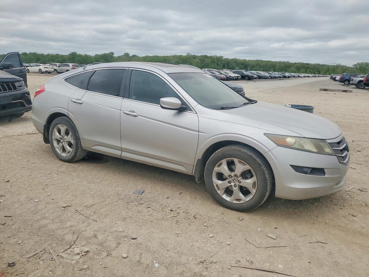 HONDA ACCORD CROSSTOUR 2010 — 5