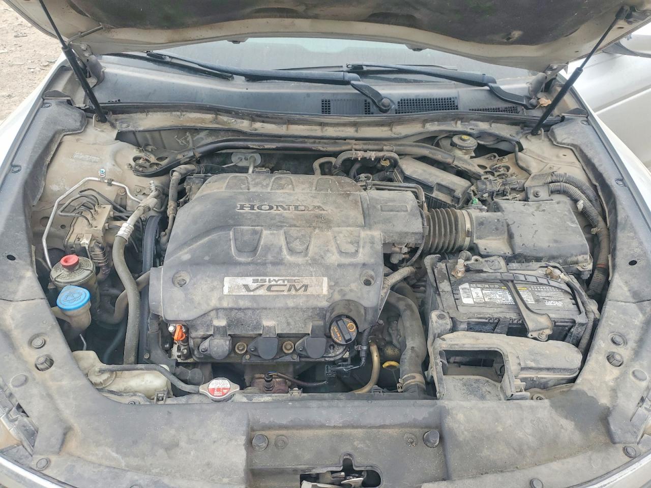 HONDA ACCORD CROSSTOUR 2010 — 12