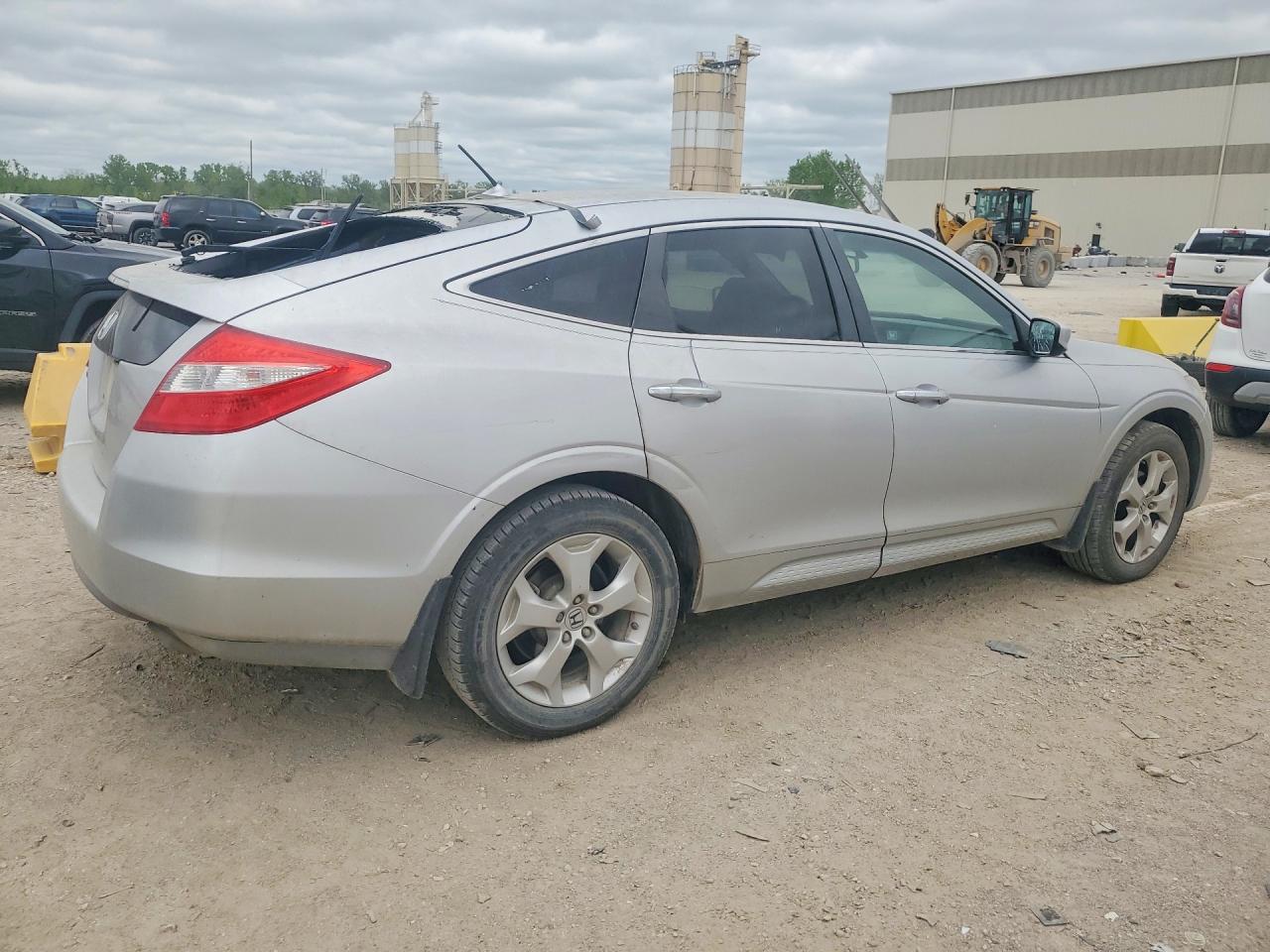 HONDA ACCORD CROSSTOUR 2010 — 4