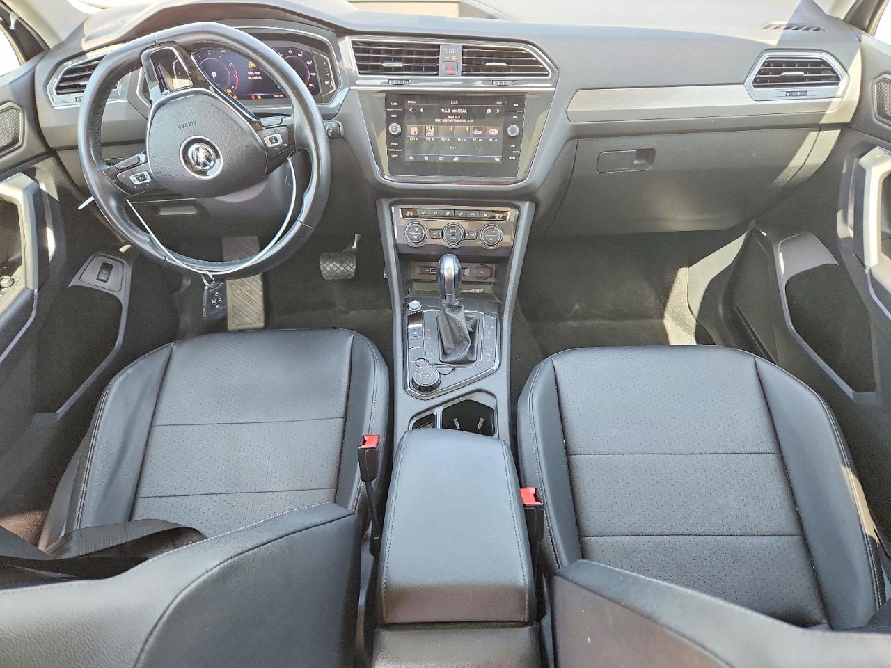 VOLKSWAGEN TIGUAN 2019 — 9