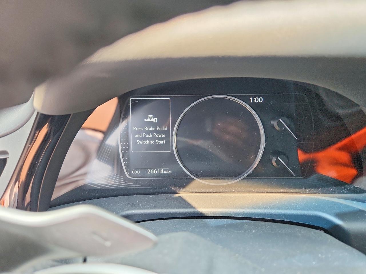 LEXUS ES 300H 2025 — 10