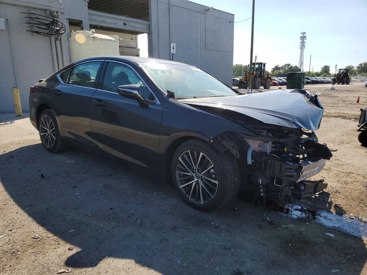 LEXUS ES 300H 2025 — 5