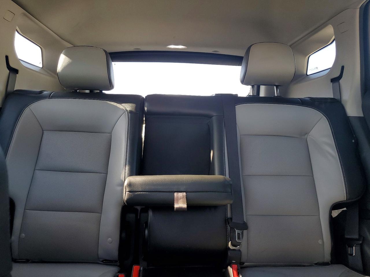GMC TERRAIN 2023 — 11