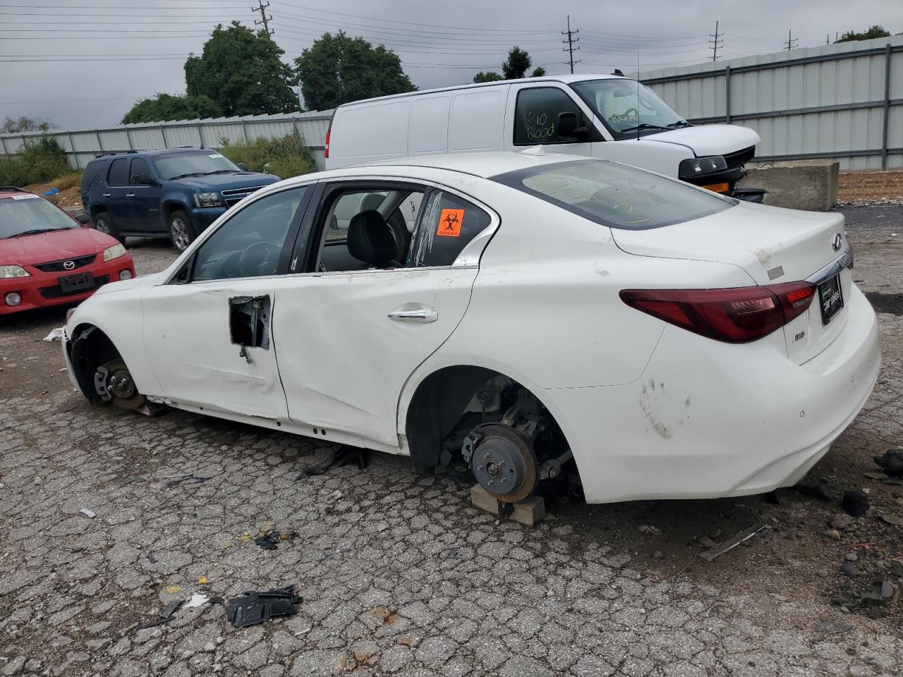 INFINITI Q50 2021 — 3