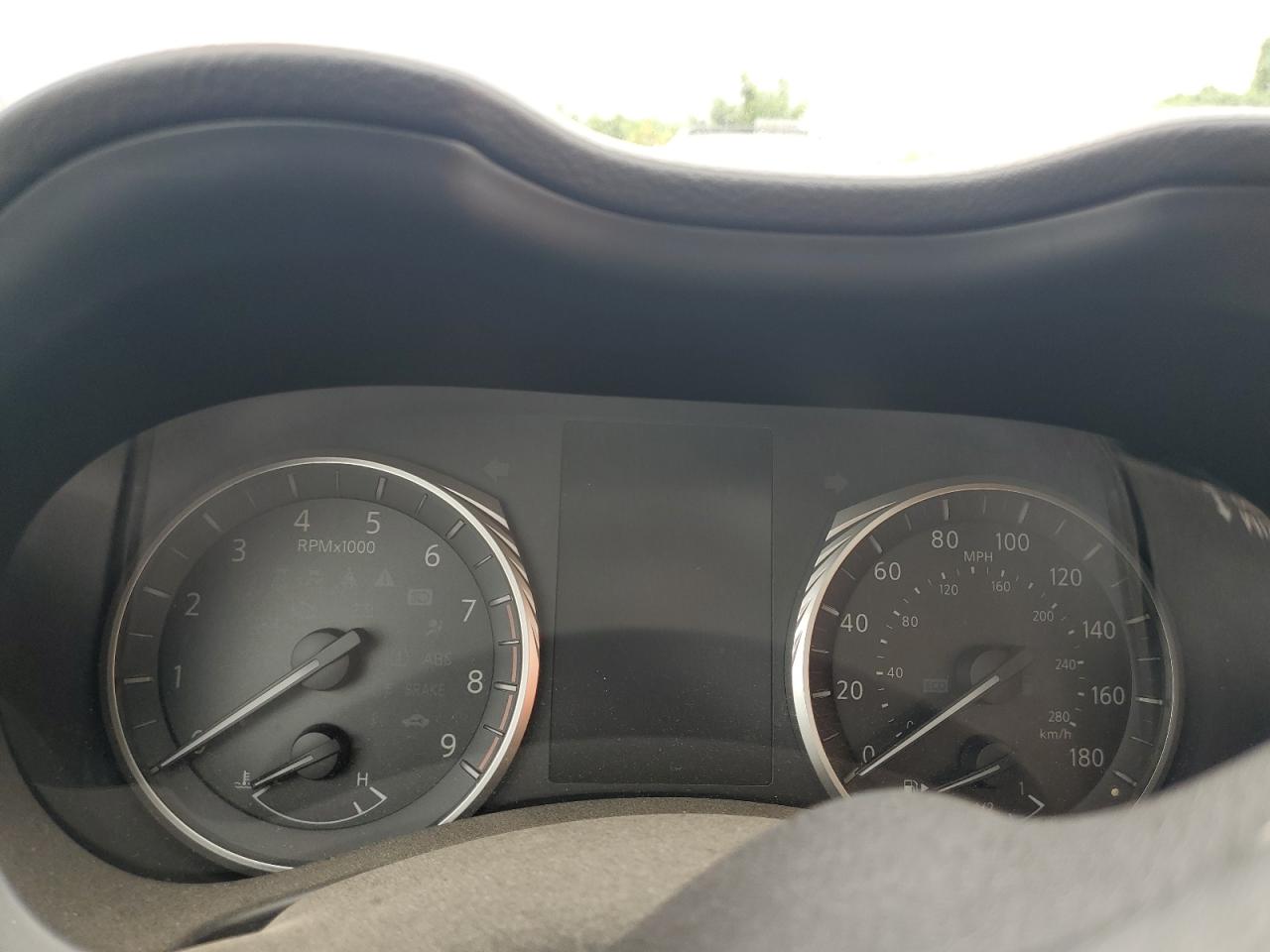 INFINITI Q50 2021 — 10