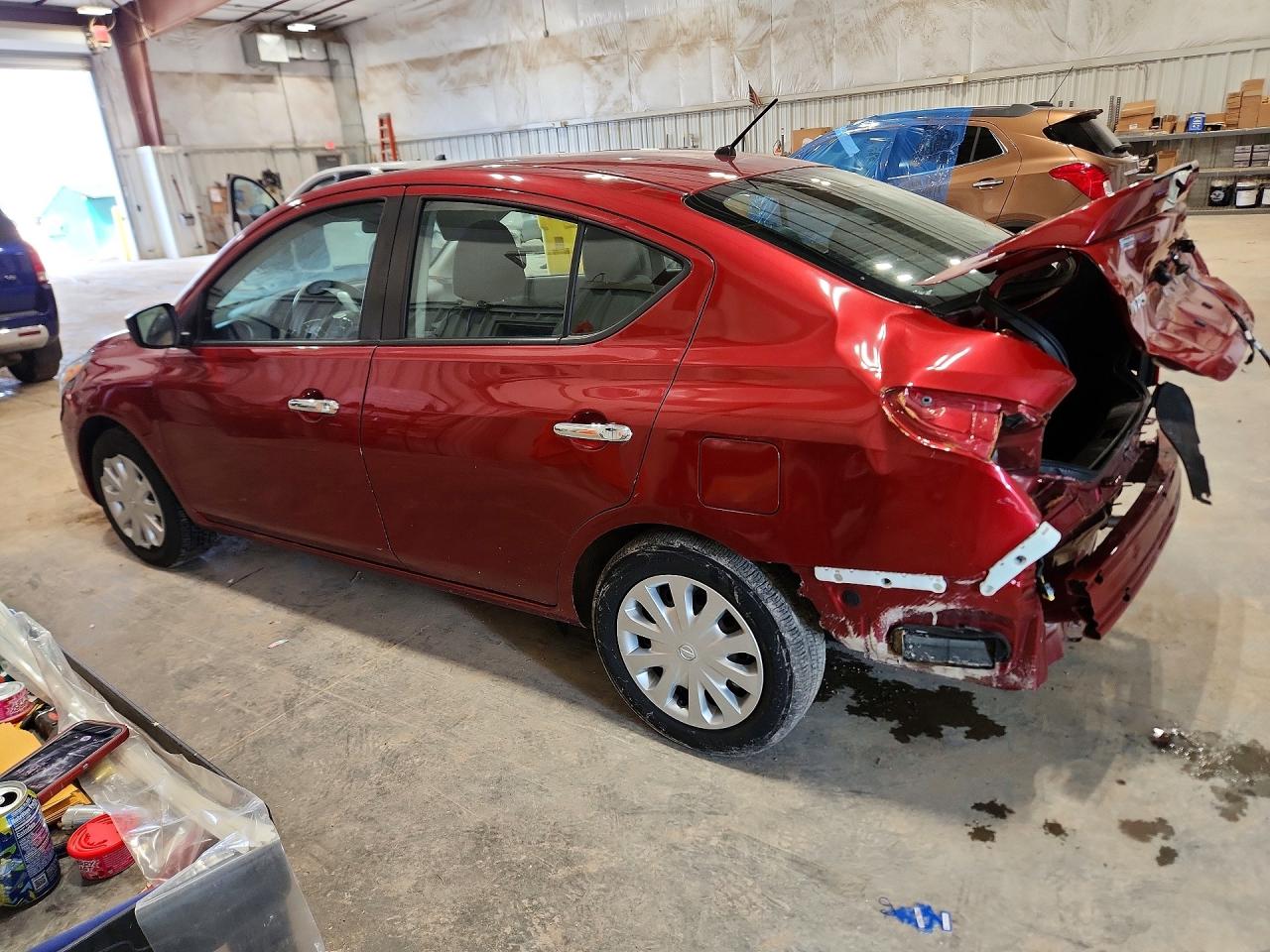 NISSAN VERSA 2019 — 3