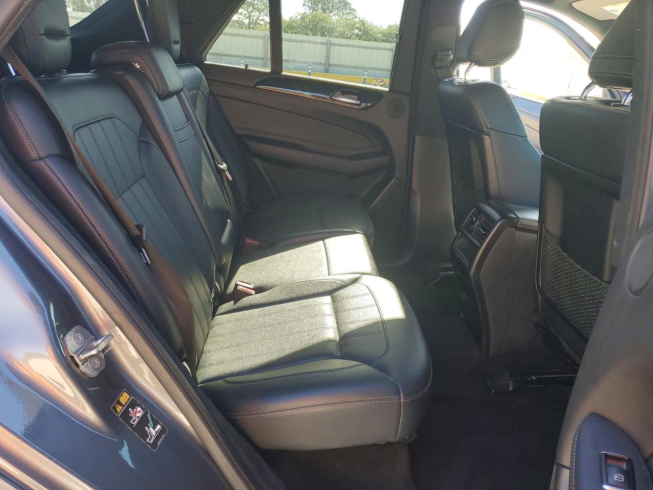 MERCEDES-BENZ GLE 2018 — 12