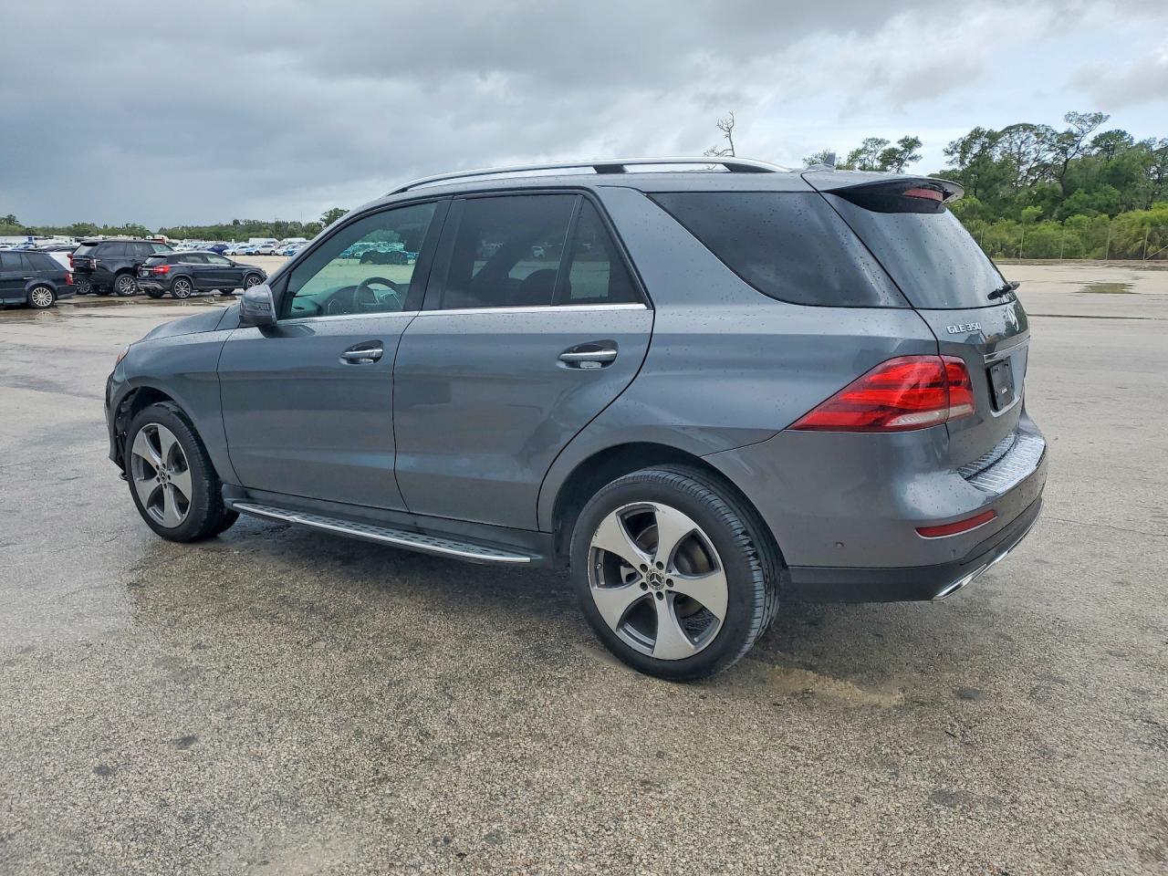 MERCEDES-BENZ GLE 2018 — 3