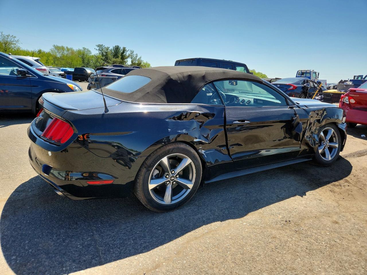 FORD MUSTANG 2015 — 4