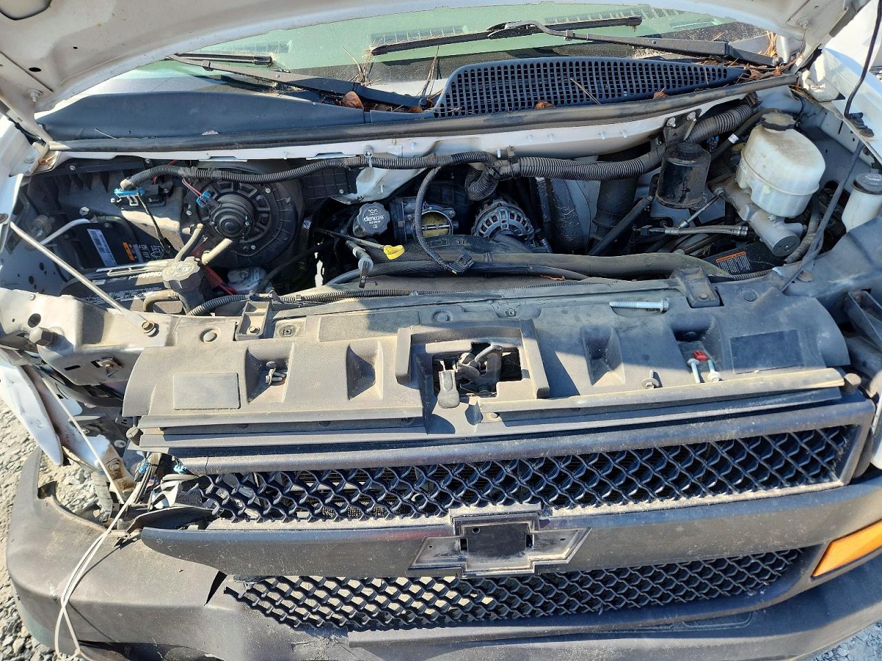 CHEVROLET EXPRESS G2500 2020 — 13