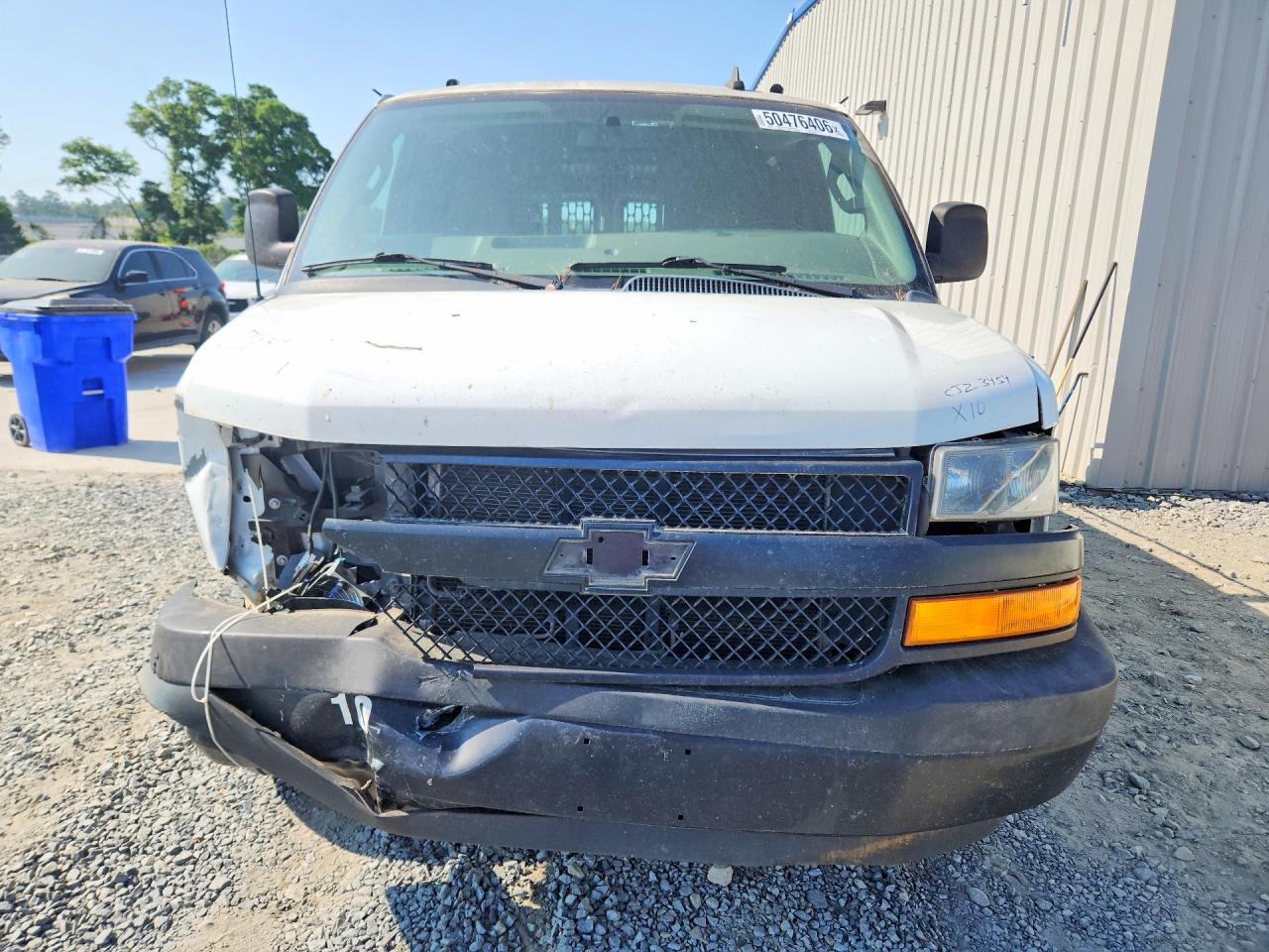 CHEVROLET EXPRESS G2500 2020 — 6