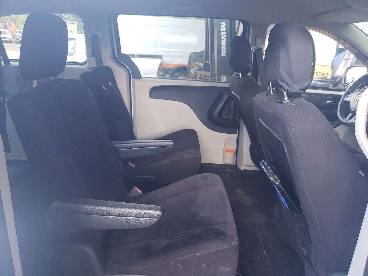 DODGE GRAND CARAVAN 2011 — 12