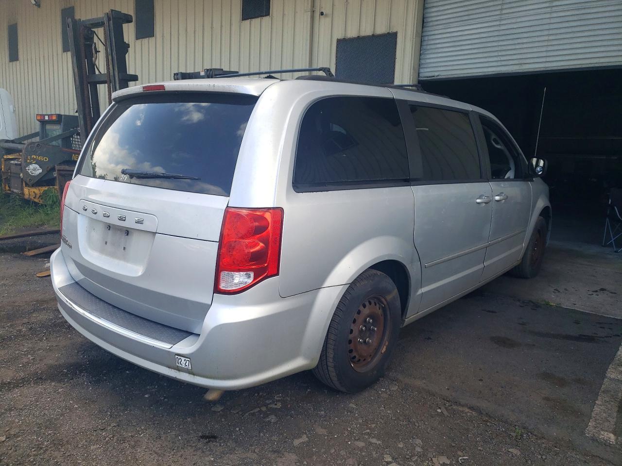 DODGE GRAND CARAVAN 2011 — 4