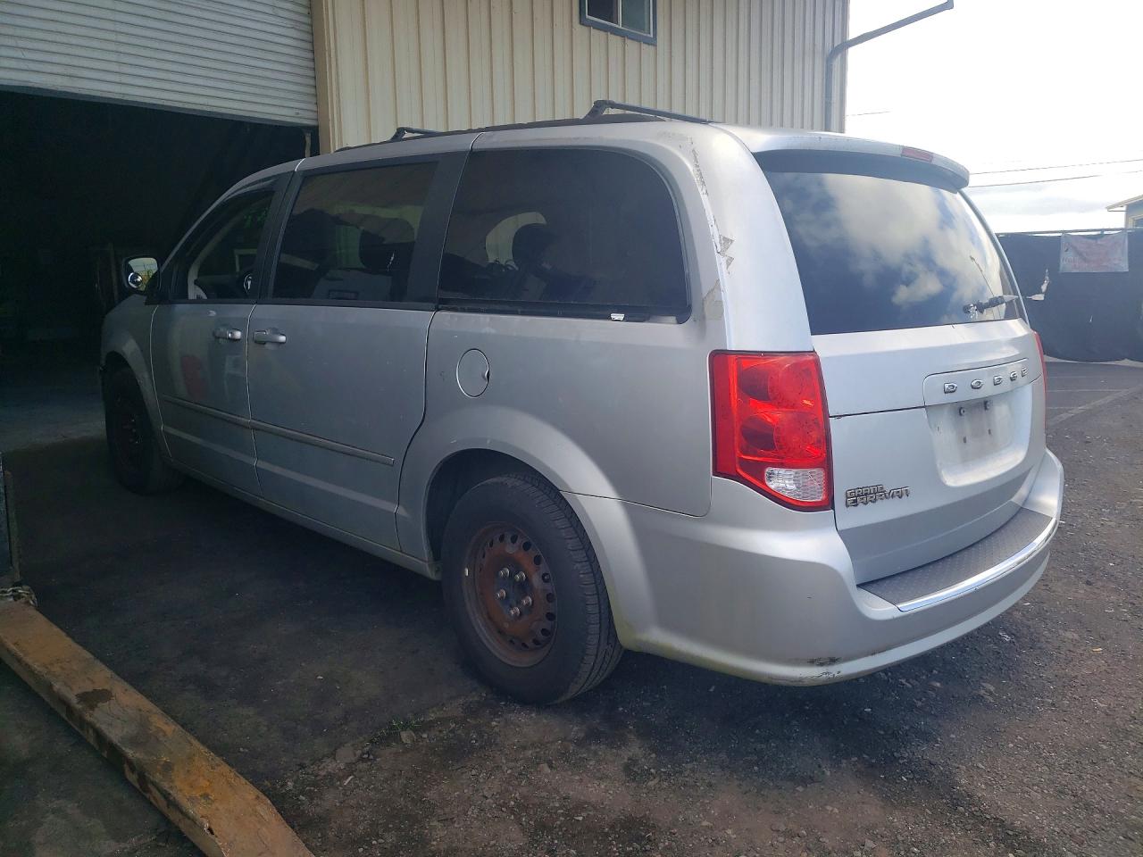 DODGE GRAND CARAVAN 2011 — 3