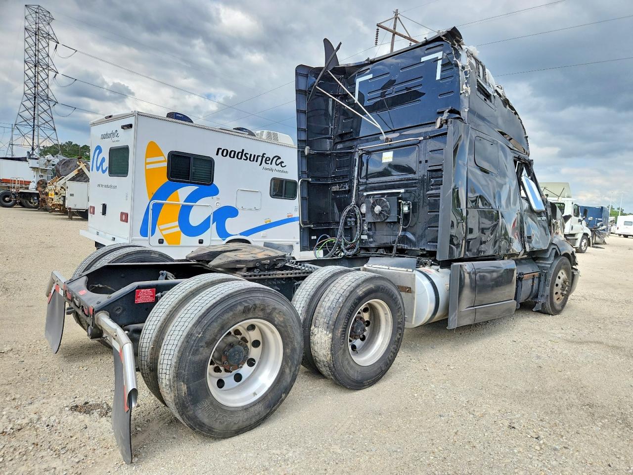 2024 VOLVO VN VNL