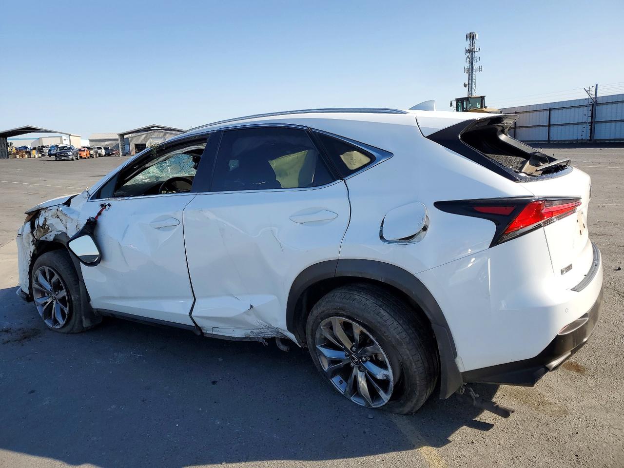 LEXUS NX 300 2021 — 3