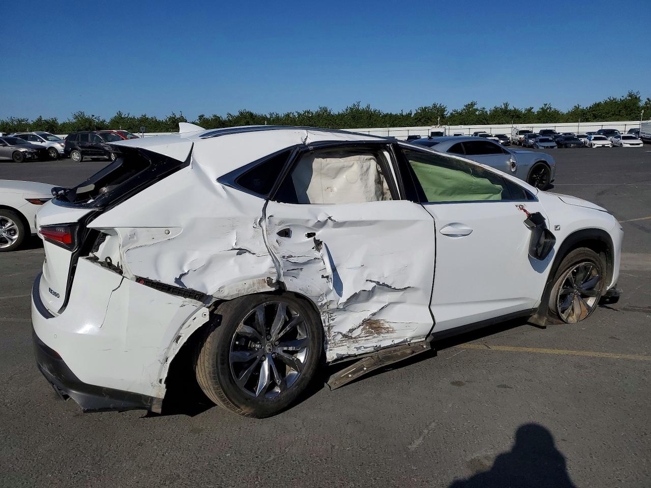 LEXUS NX 300 2021 — 4