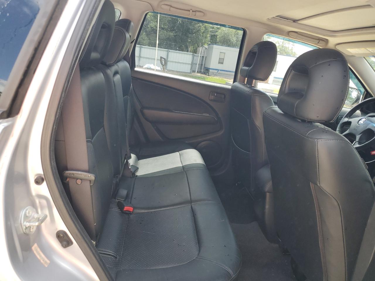 MITSUBISHI OUTLANDER 2005 — 12