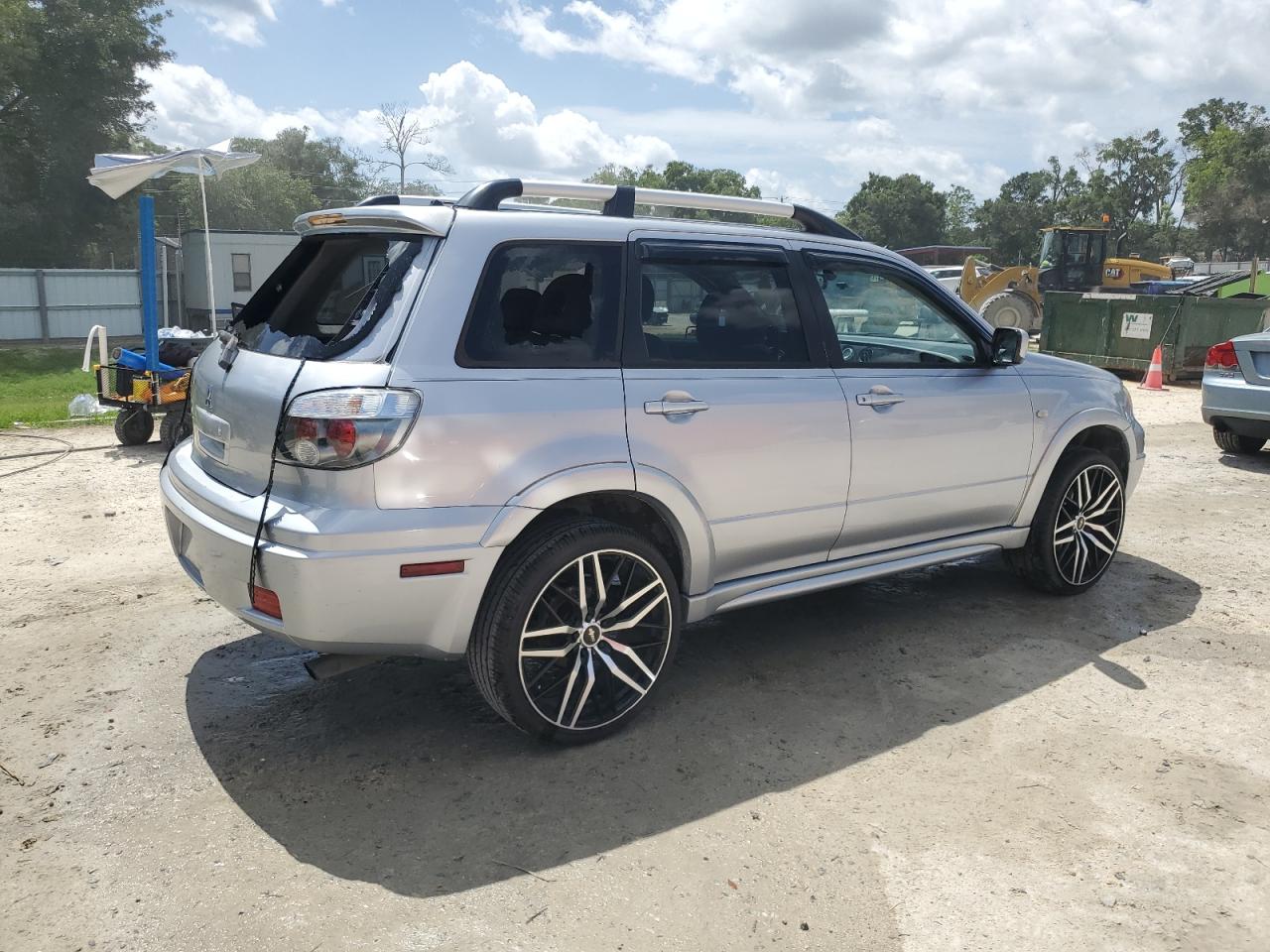 MITSUBISHI OUTLANDER 2005 — 4
