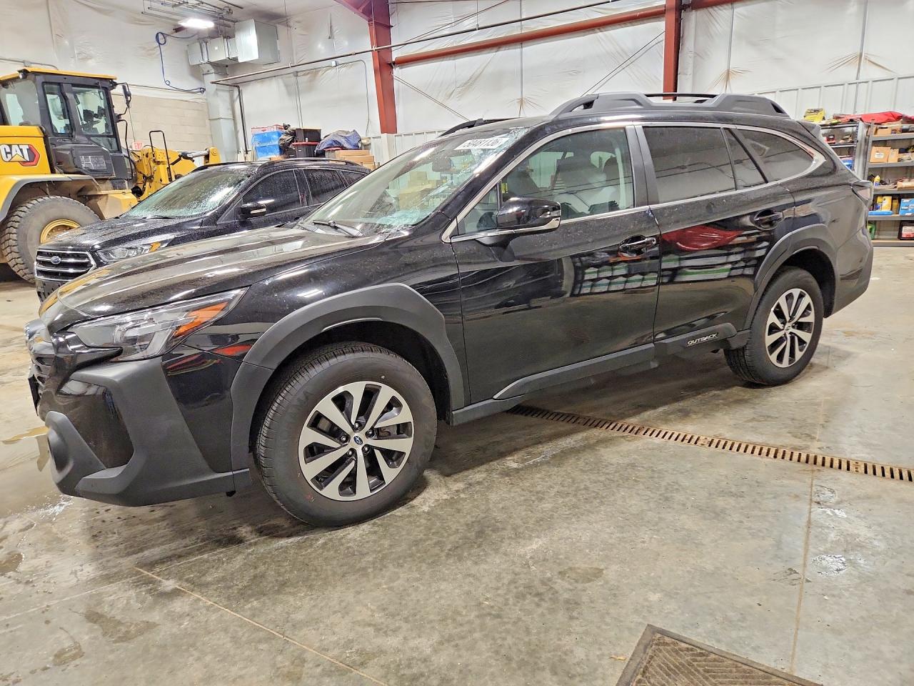 SUBARU OUTBACK 2025 — 2