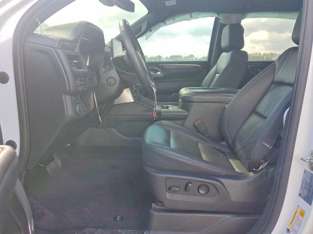 CHEVROLET TAHOE 2023 — 8
