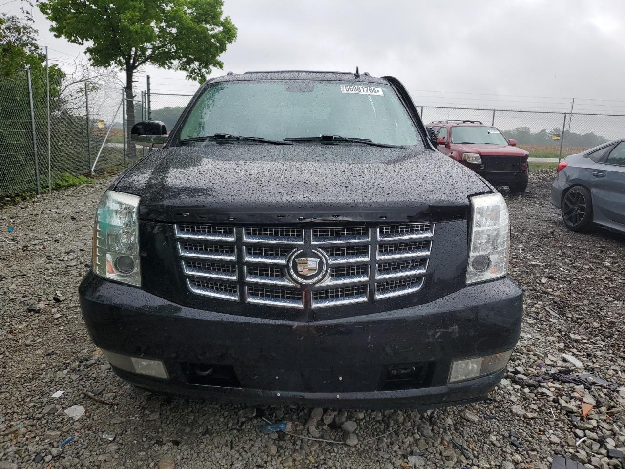 CADILLAC ESCALADE 2011 — 6