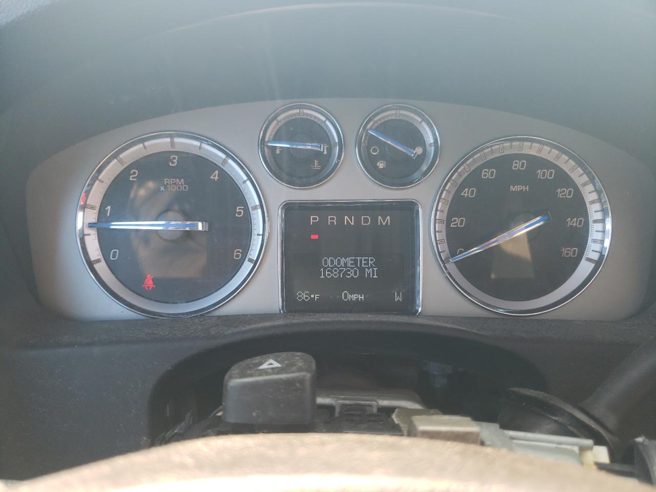 CADILLAC ESCALADE 2011 — 10