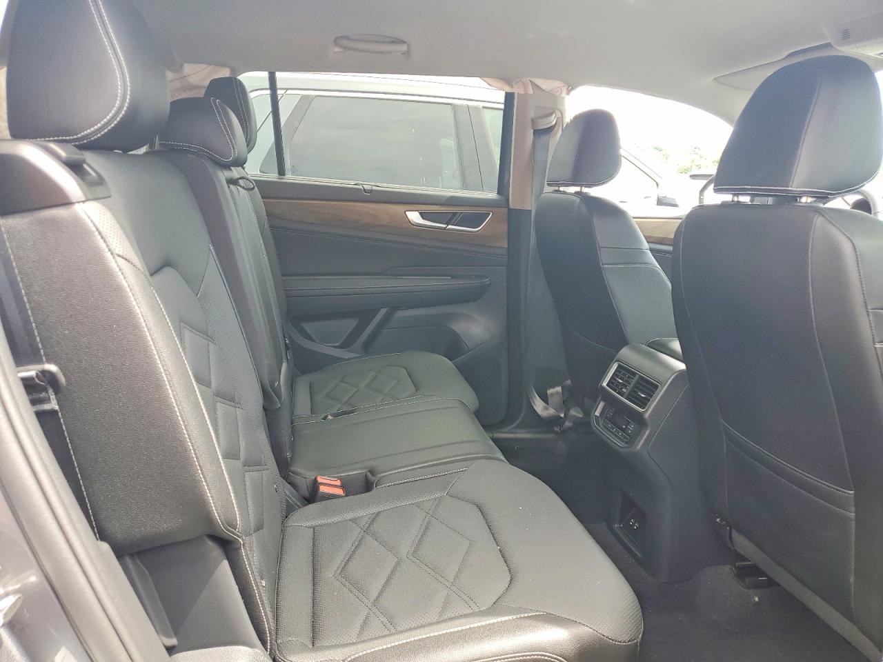 VOLKSWAGEN ATLAS 2025 — 12