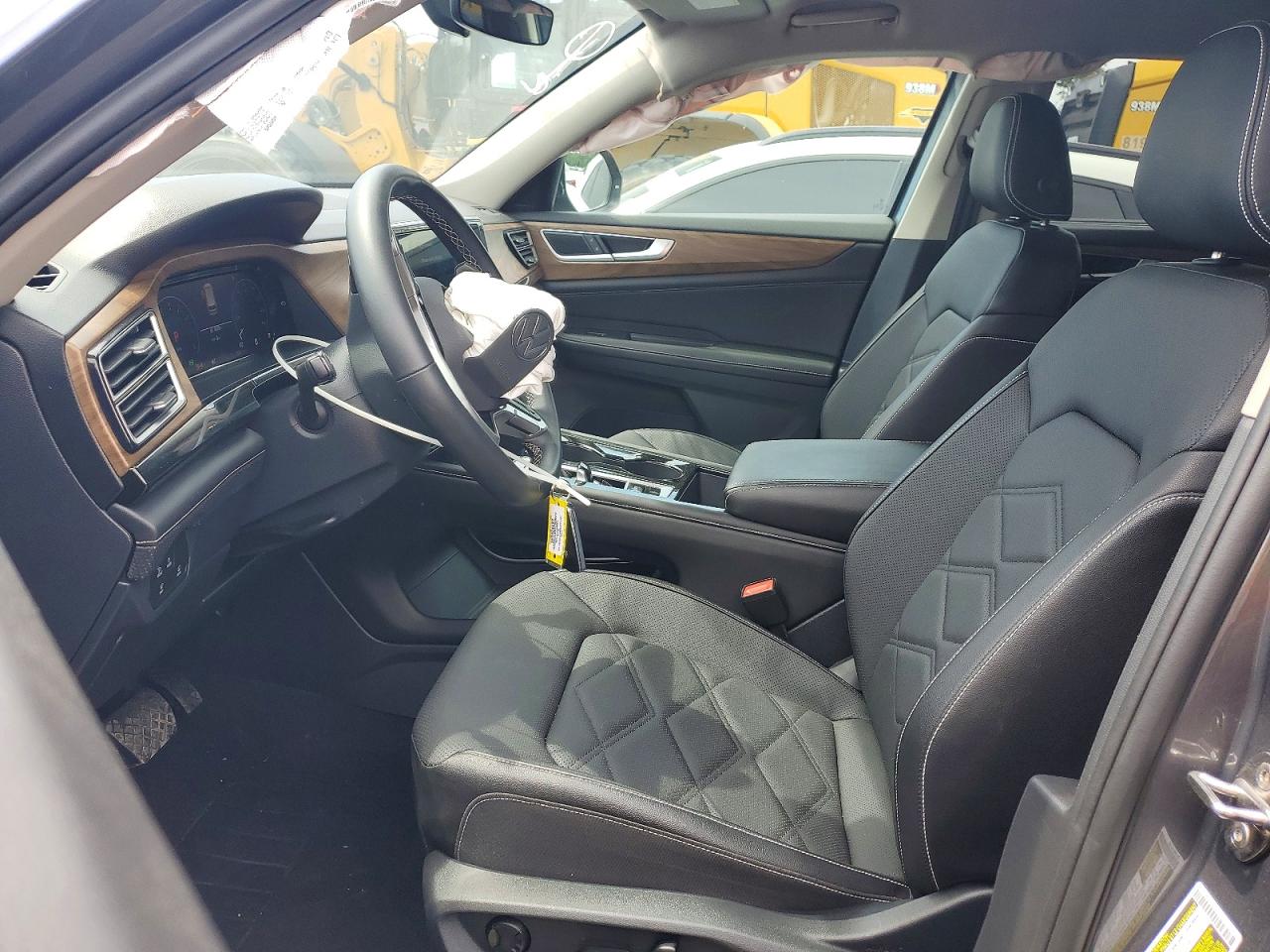 VOLKSWAGEN ATLAS 2025 — 8