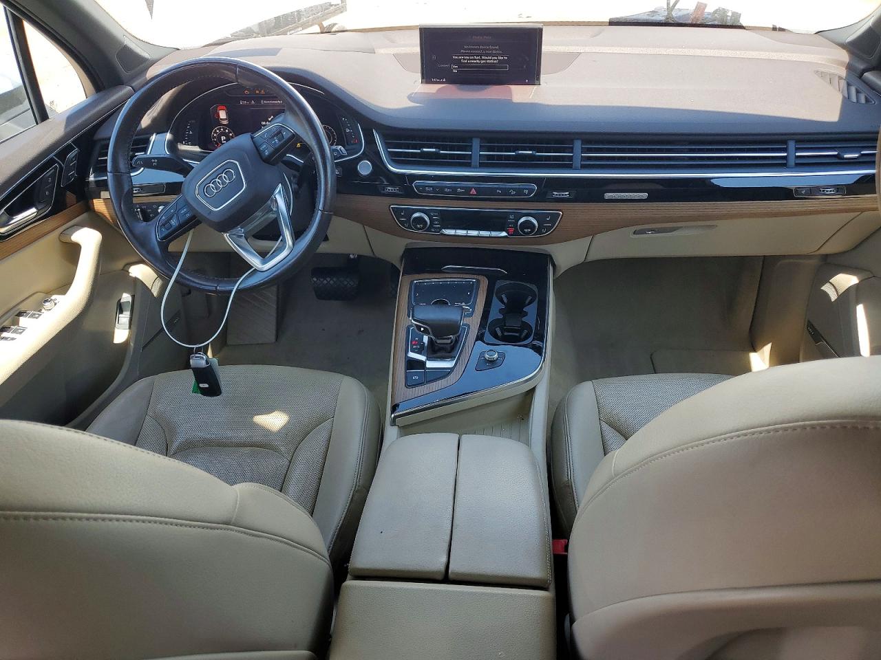 AUDI Q7 2017 — 9