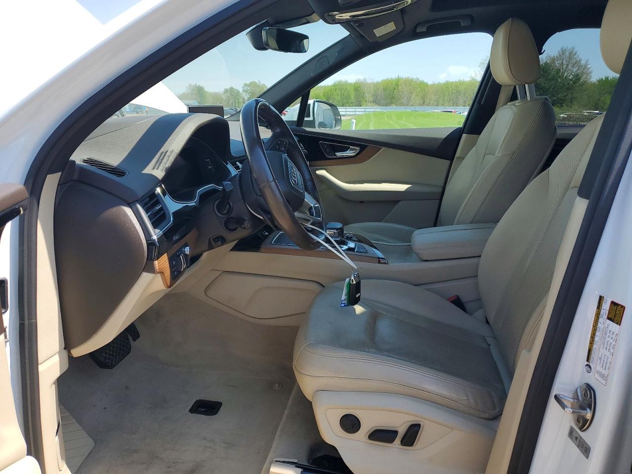 AUDI Q7 2017 — 8