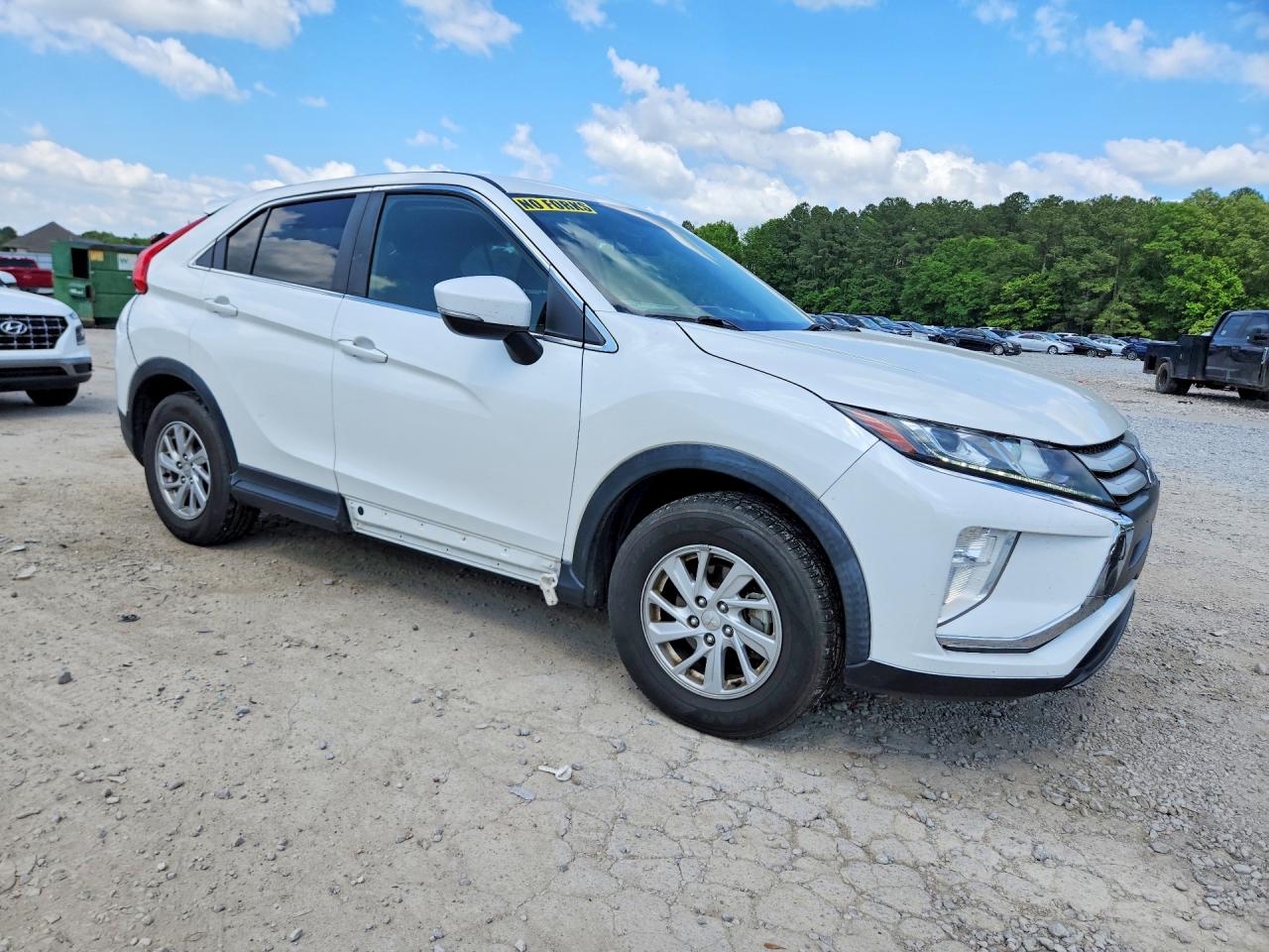 2019 MITSUBISHI ECLIPSE CROSS ES
