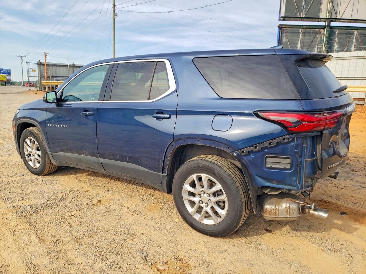CHEVROLET TRAVERSE 2023 — 3