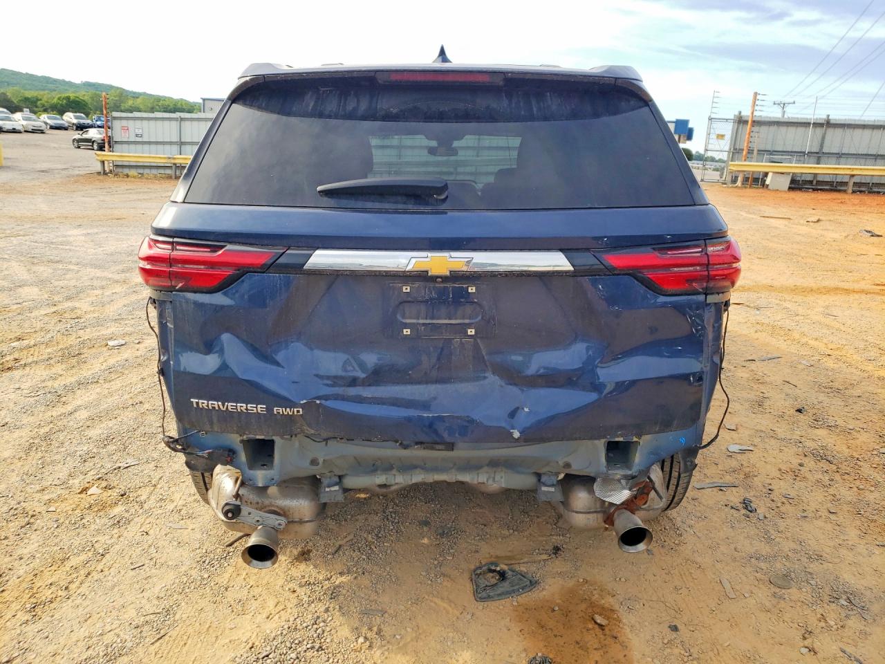 CHEVROLET TRAVERSE 2023 — 7