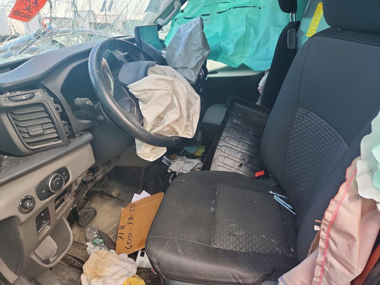FORD TRANSIT T-250 2023 — 8
