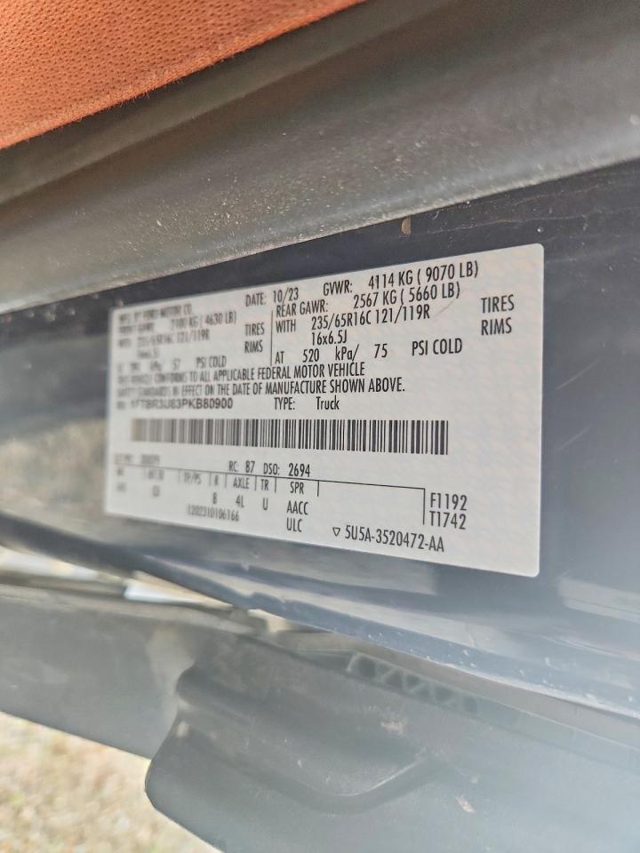FORD TRANSIT T-250 2023 — 14