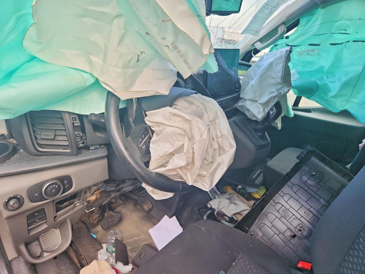 FORD TRANSIT T-250 2023 — 9