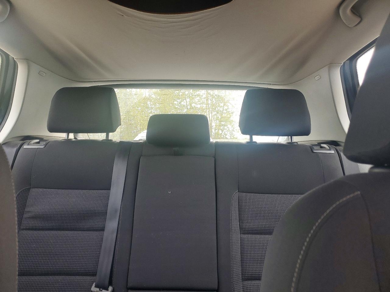 VOLKSWAGEN GOLF 2012 — 11