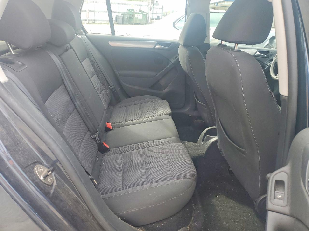 VOLKSWAGEN GOLF 2012 — 12