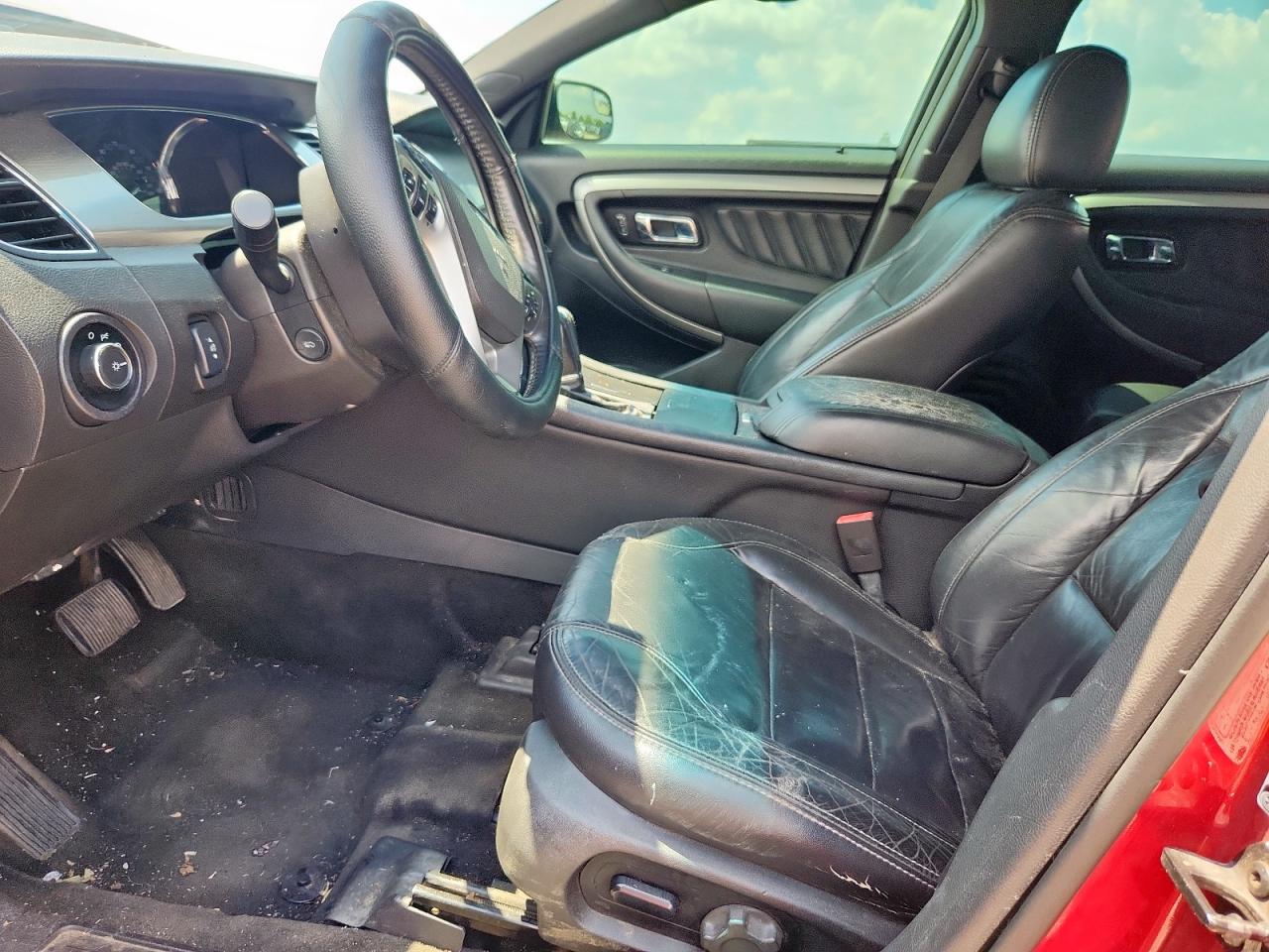 FORD TAURUS SE 2015 — 8