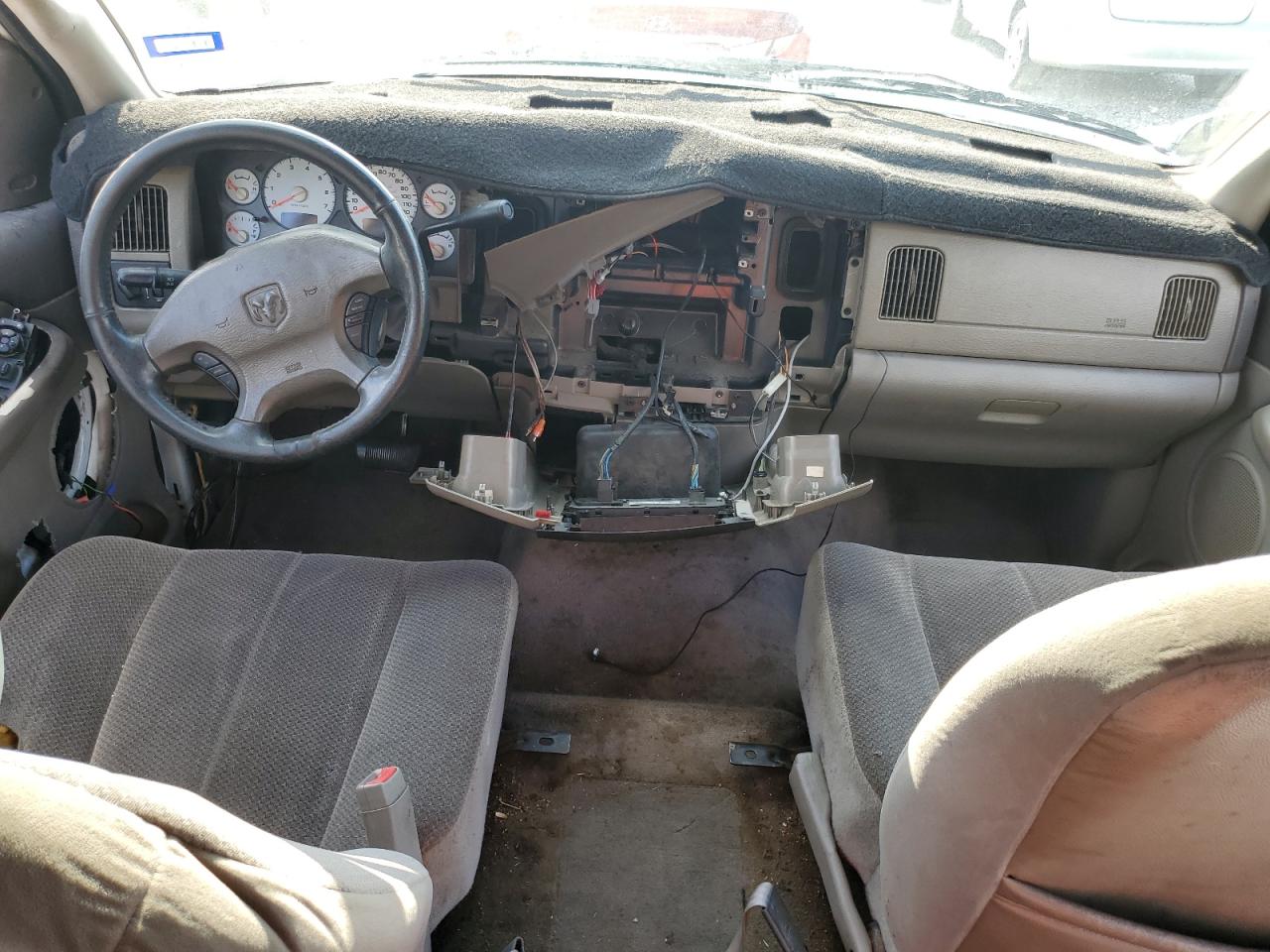 DODGE RAM 1500 2002 — 9