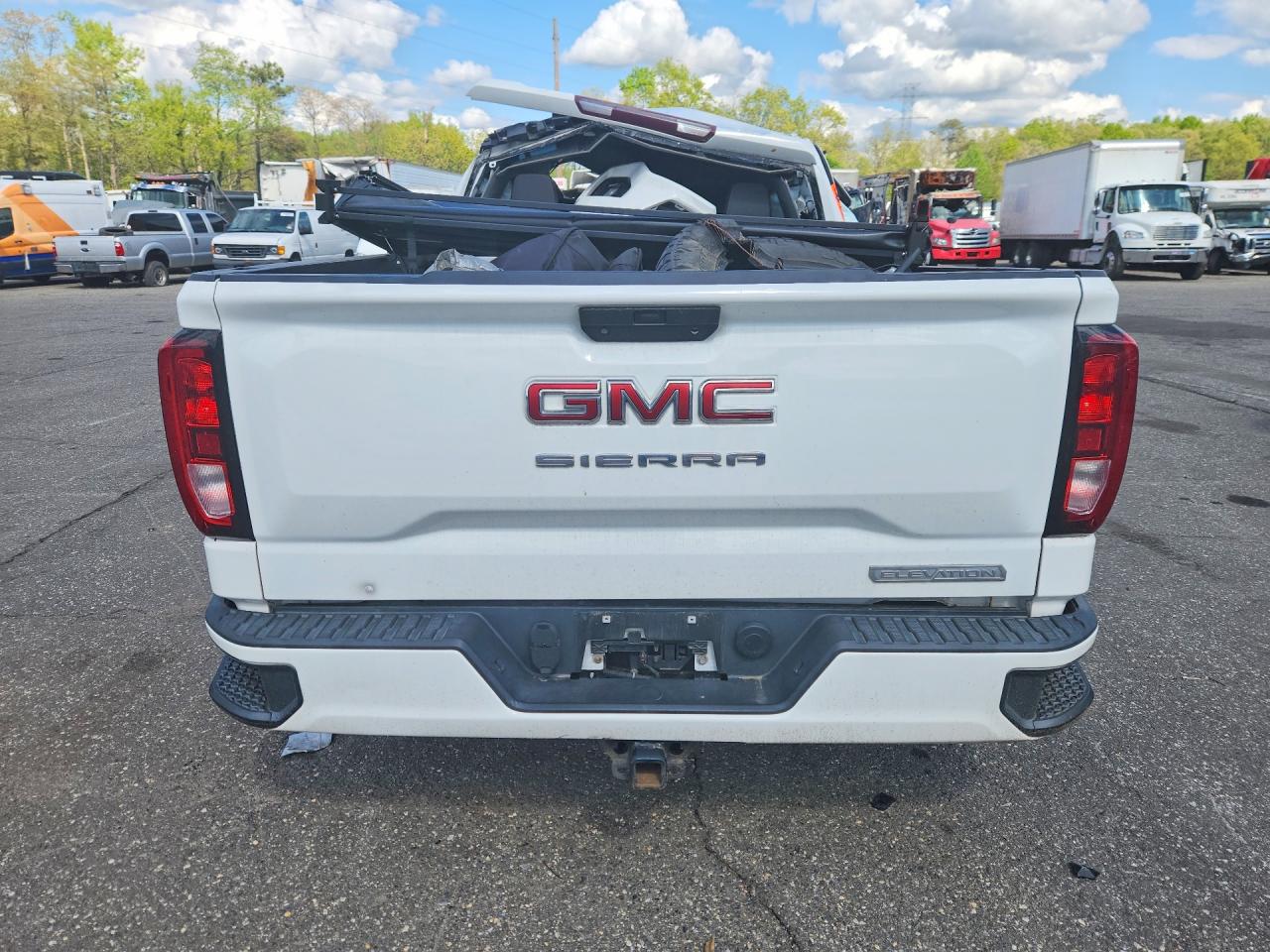 GMC SIERRA 2019 — 7